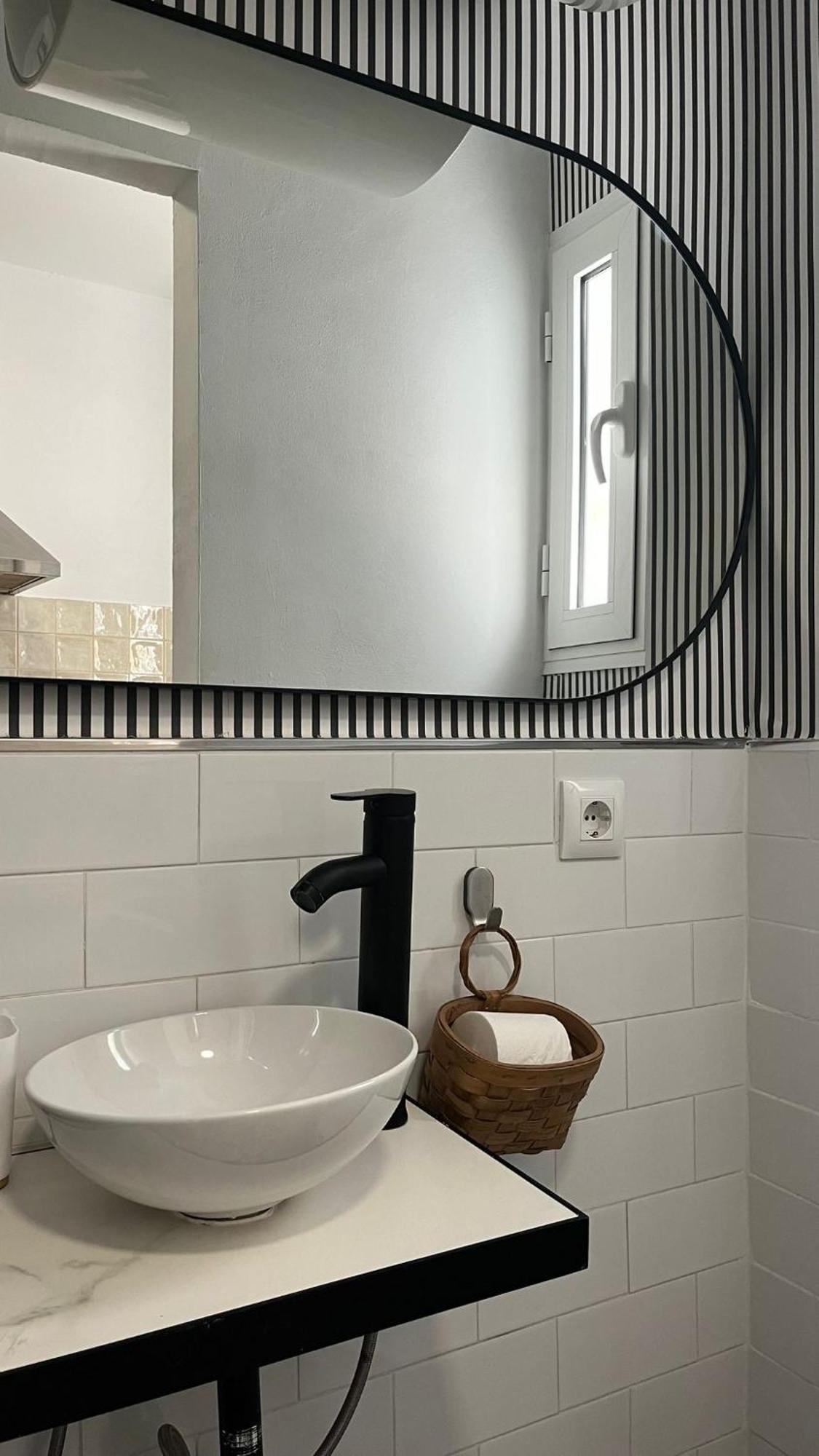 Apartamento En Casco Antiguo - Plaza De La Gavidia إشبيلية المظهر الخارجي الصورة